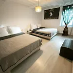 Ferienhaus A Theme D-day - Situe A 15mn D'omaha - Animaux Ok - Terrain Clos - Aucuns Voisins - Wifi (adults Only) *