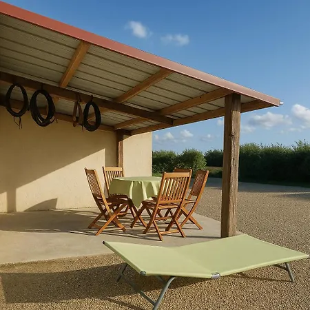 Holiday home Gite La Normande Situe A 15Mn D'Omaha Beach-Animaux Acceptes-Terrain Clos-Aucuns Voisins