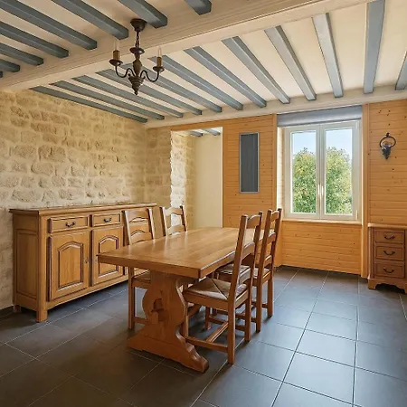 Holiday home Gite La Normande Situe A 15Mn D'Omaha Beach-Animaux Acceptes-Terrain Clos-Aucuns Voisins