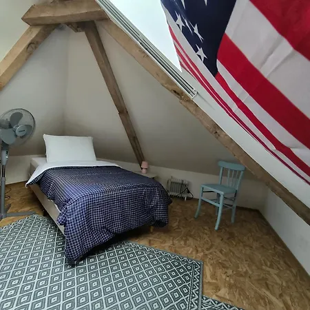 Dom wakacyjny A Theme D-day - Situe A 15mn D'omaha - Animaux Ok - Terrain Clos - Aucuns Voisins - Wifi (adults Only) *