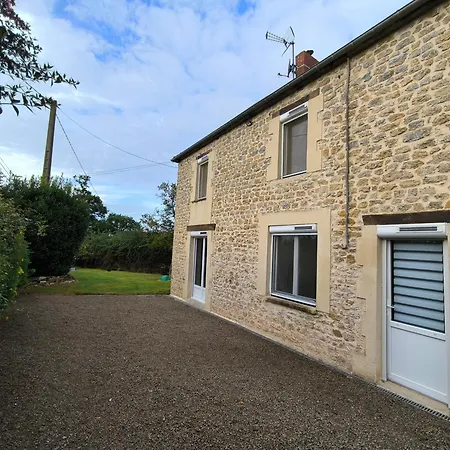 Dom wakacyjny A Theme D-day - Situe A 15mn D'omaha - Animaux Ok - Terrain Clos - Aucuns Voisins - Wifi (adults Only)