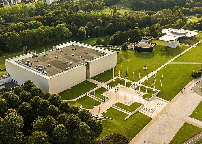 A Theme D-day - Situe A 15mn D'omaha - Animaux Ok - Terrain Clos - Aucuns Voisins - Wifi (adults Only) Cartigny-l'Epinay