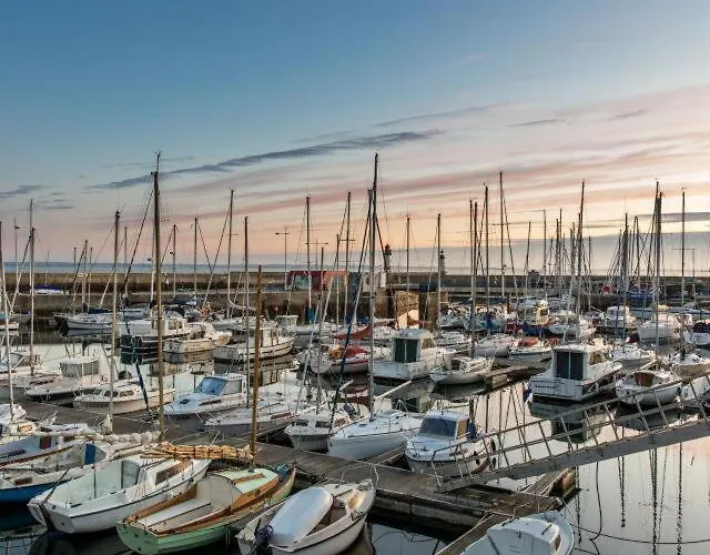 Prázdninový dům A Theme D-day - Situe A 15mn D'omaha - Animaux Ok - Terrain Clos - Aucuns Voisins - Wifi (adults Only)